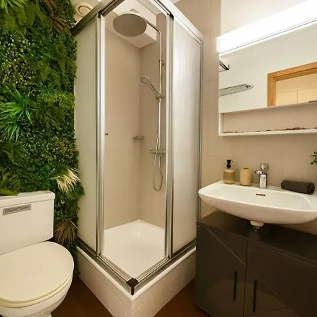 Vue Imprenable Sur Les Alpes Et Parking Prive Gratuit * Crans-Montana